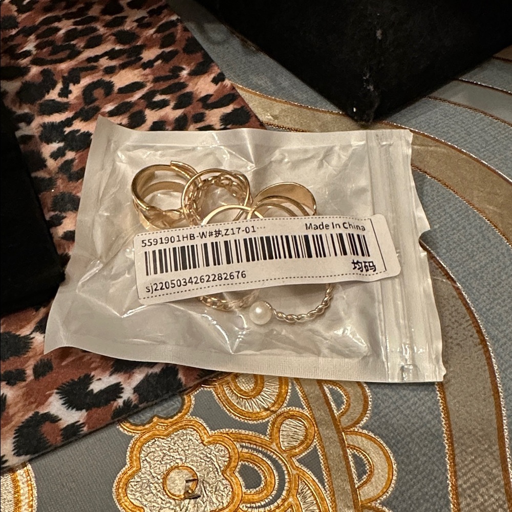Size 5 Costume Gold Ring Assortment